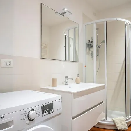 L'angolo Di Luccoli * Janov